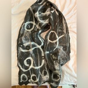 Hand felted scarf olive green and cream pattern